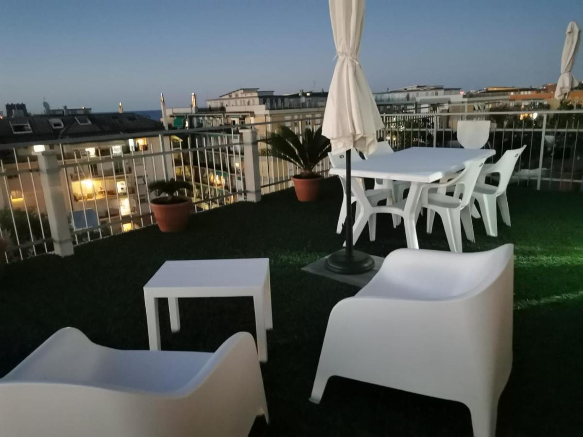 Apartament La Terrazza Falconara Marittima Zewnętrze zdjęcie