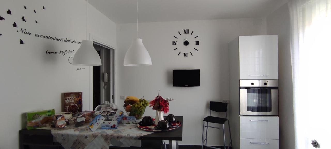 Apartament La Terrazza Falconara Marittima Zewnętrze zdjęcie