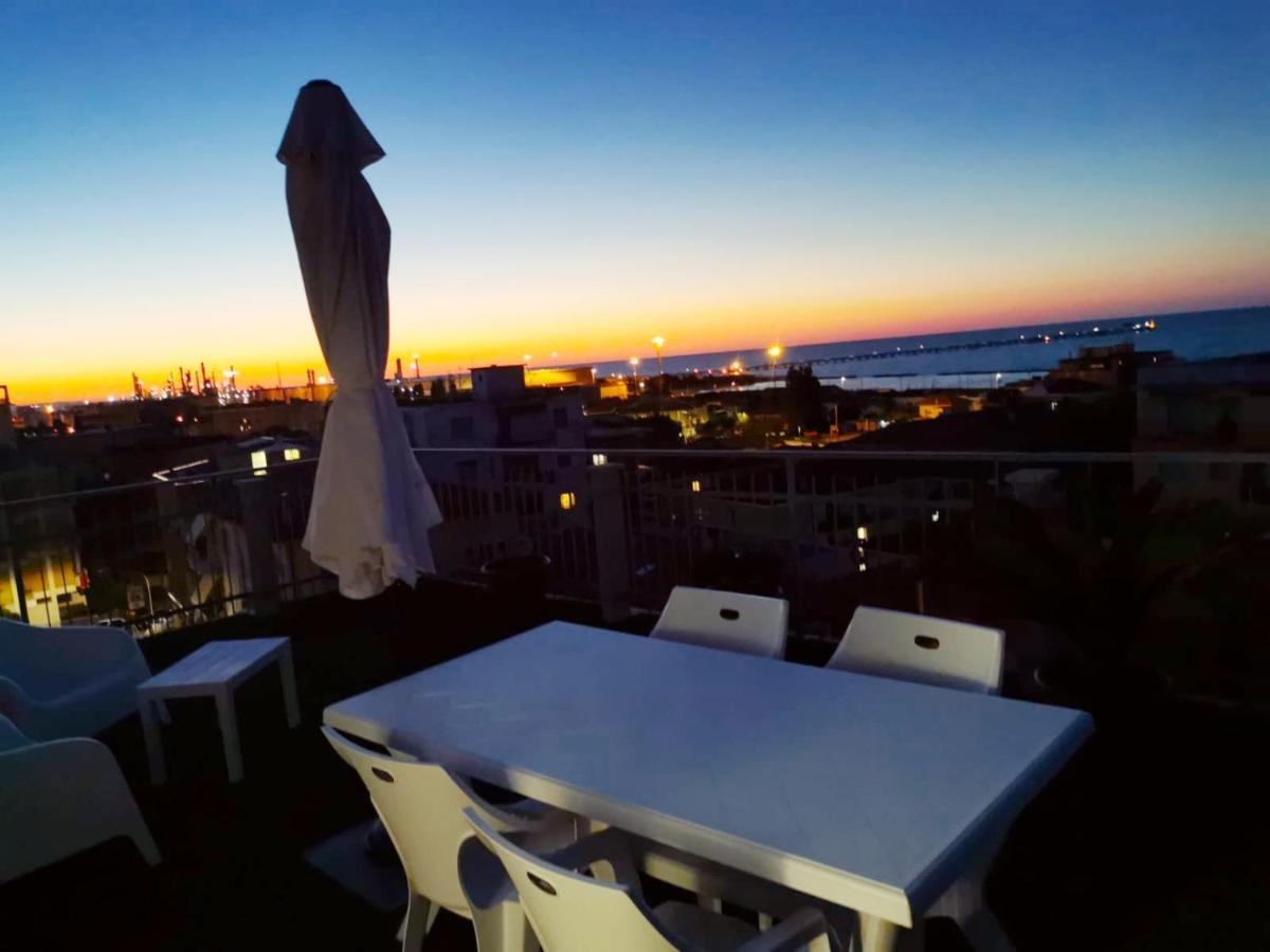 Apartament La Terrazza Falconara Marittima Zewnętrze zdjęcie